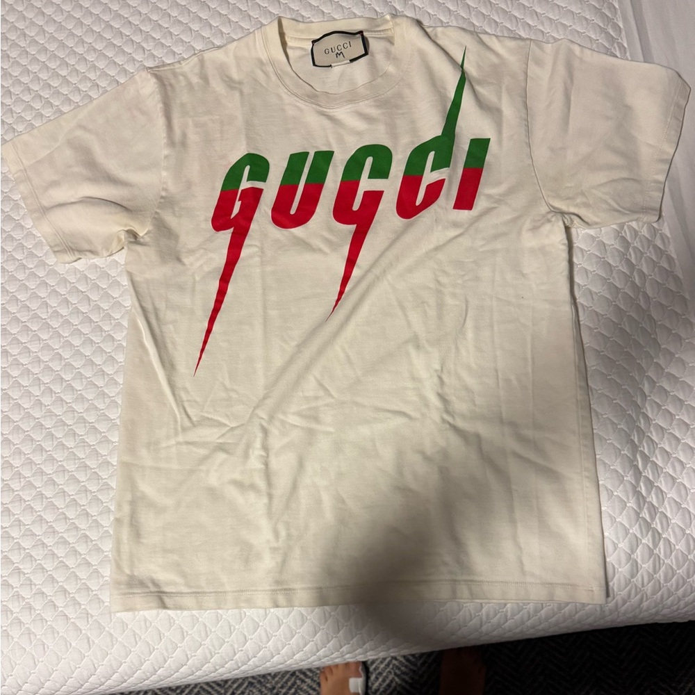 Gucci logo tshirt